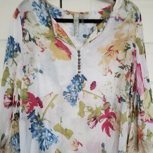 Beautiful bell sleeve top